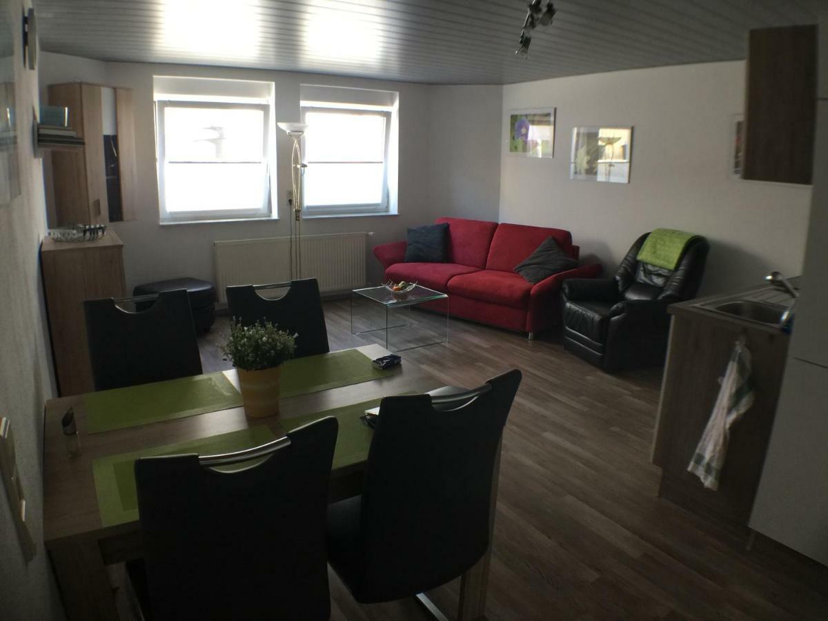 Ferienwohnung Alte B3 Рингсхайм Экстерьер фото